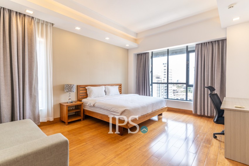 2 Bedroom Serviced Apartment For Rent - BKK 1, Phnom Penh