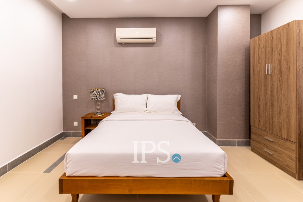 2 Bedroom Serviced Apartment For Rent - BKK 1, Phnom Penh - Image 13