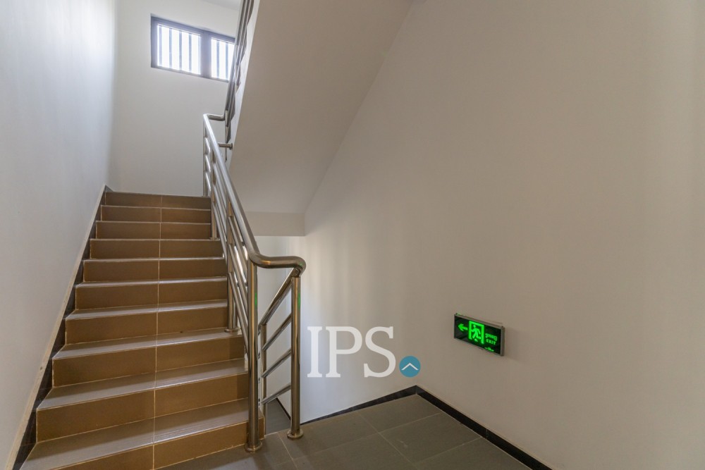 124.10 Sqm Office Space For Rent - Srah Chork, Phnom Penh - Image 10
