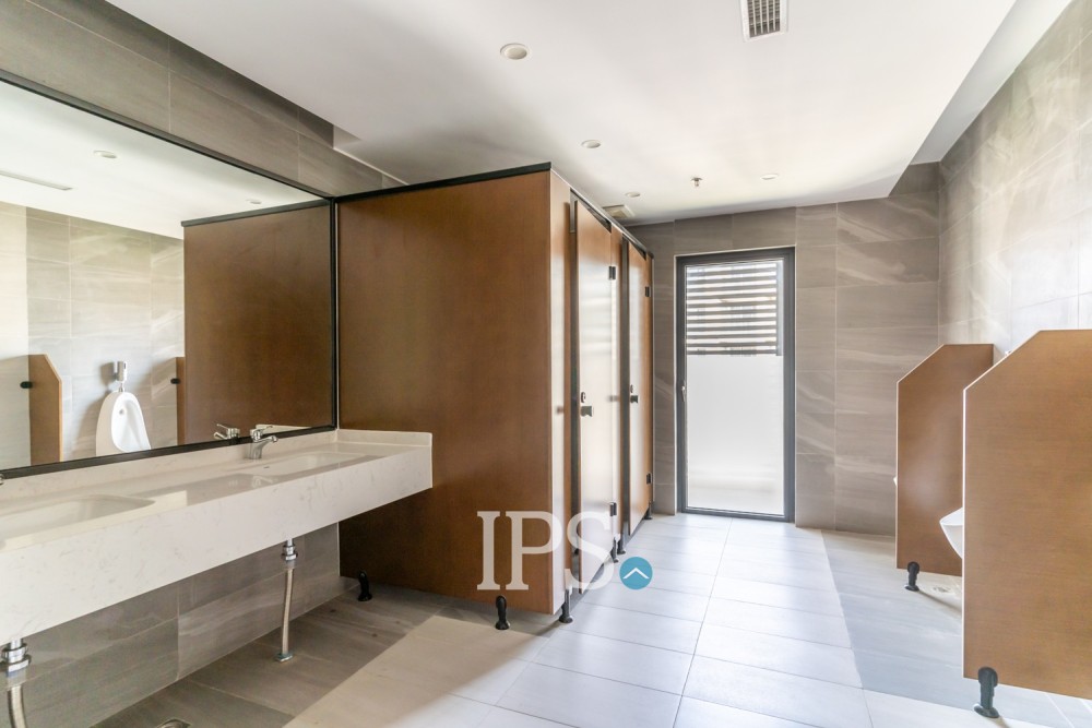 124.10 Sqm Office Space For Rent - Srah Chork, Phnom Penh - Image 12
