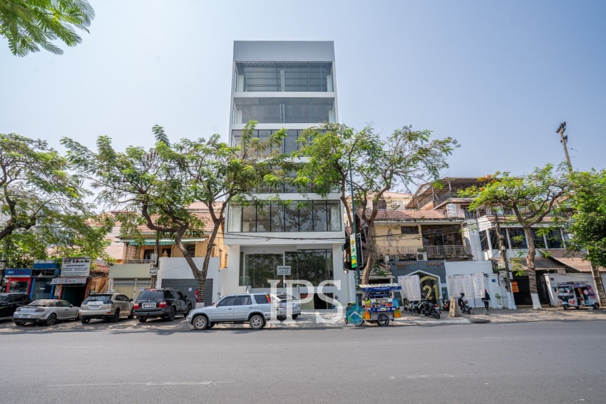 185 Sqm Office Space For Rent - Tonle Bassac, Phnom Penh