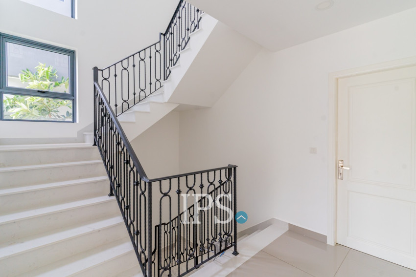 5 Bedroom Queen B Villa For Rent - Chip Mong 598, Khan Russey Keo, Phnom Penh