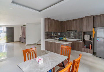 5 Bedroom Queen B Villa For Rent - Chip Mong 598, Khan Russey Keo, Phnom Penh thumbnail