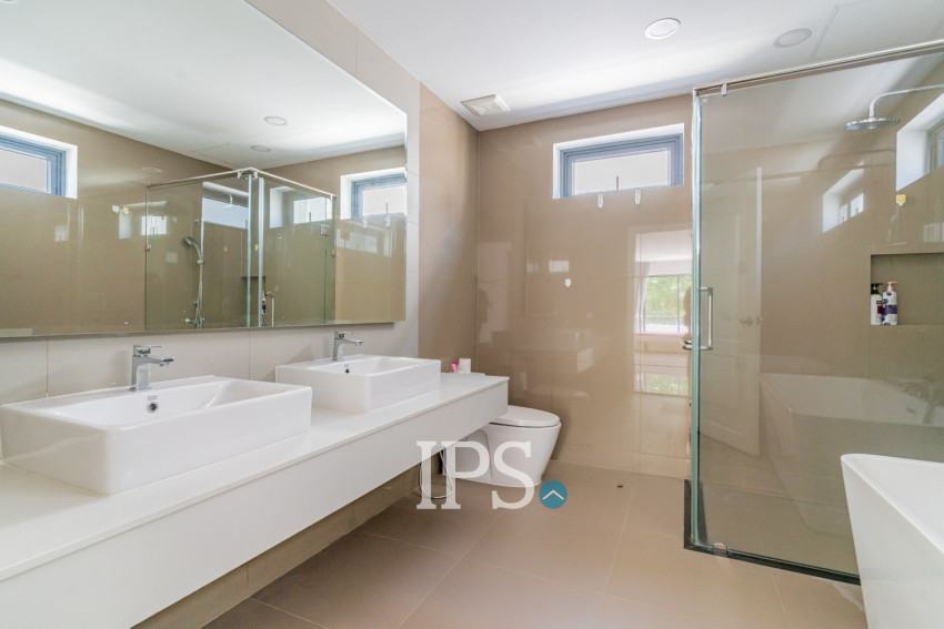 5 Bedroom Queen B Villa For Rent - Chip Mong 598, Khan Russey Keo, Phnom Penh