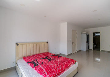 5 Bedroom Queen B Villa For Rent - Chip Mong 598, Khan Russey Keo, Phnom Penh thumbnail