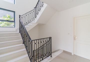 5 Bedroom Queen B Villa For Rent - Chip Mong 598, Khan Russey Keo, Phnom Penh thumbnail