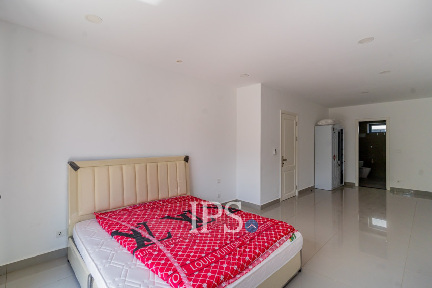 5 Bedroom Queen B Villa For Rent - Chip Mong 598, Khan Russey Keo, Phnom Penh