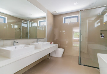 5 Bedroom Queen B Villa For Rent - Chip Mong 598, Khan Russey Keo, Phnom Penh thumbnail