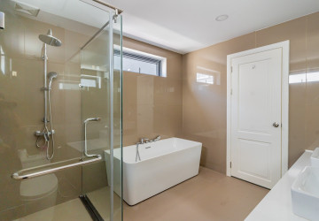 5 Bedroom Queen B Villa For Rent - Chip Mong 598, Khan Russey Keo, Phnom Penh thumbnail