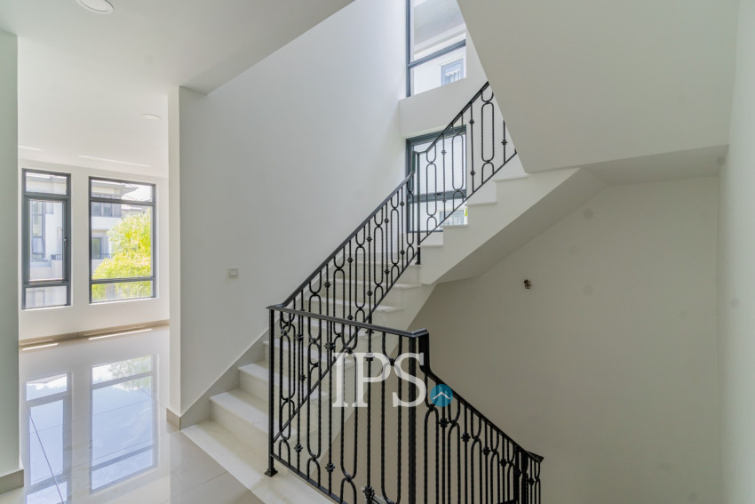 5 Bedroom Queen B Villa For Rent - Chip Mong 598, Khan Russey Keo, Phnom Penh
