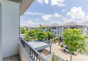 5 Bedroom Queen B Villa For Rent - Chip Mong 598, Khan Russey Keo, Phnom Penh thumbnail