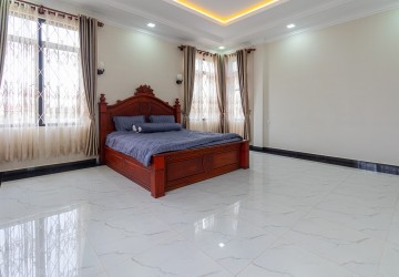 4 Bedroom Villa For Rent - Svay Dangkum, Siem Reap thumbnail