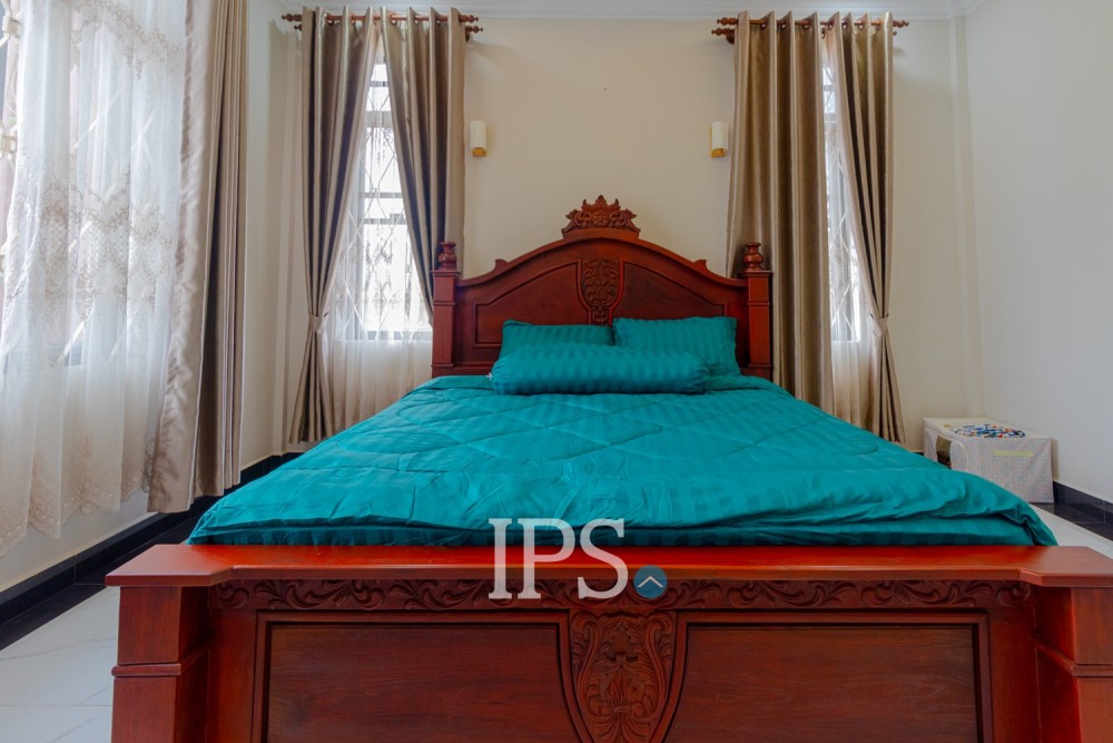 4 Bedroom Villa For Rent - Svay Dangkum, Siem Reap - Image 16
