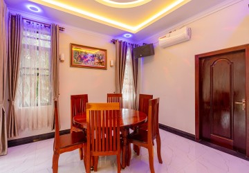 4 Bedroom Villa For Rent - Svay Dangkum, Siem Reap thumbnail