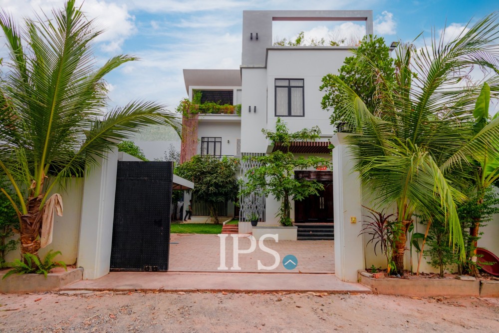 4 Bedroom Villa For Rent - Svay Dangkum, Siem Reap