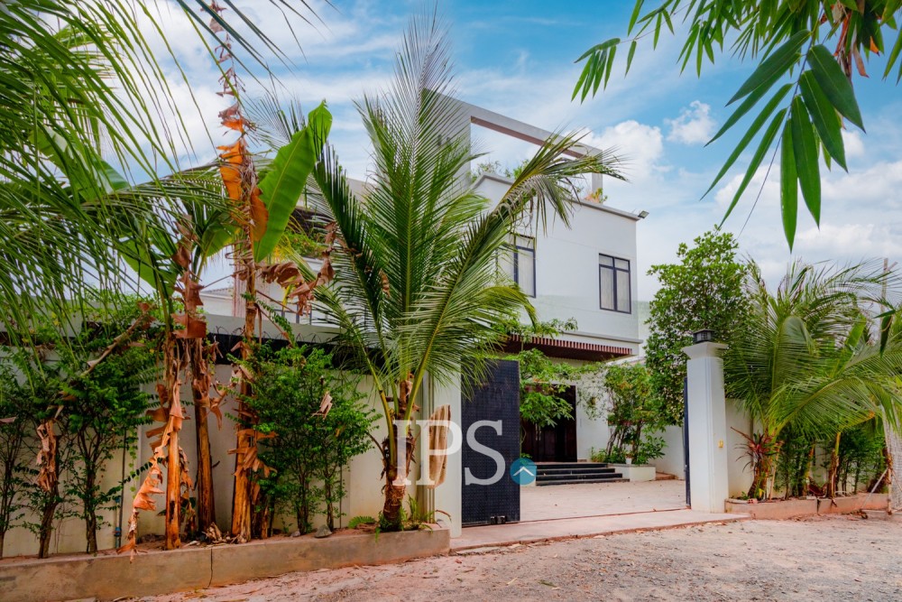 4 Bedroom Villa For Rent - Svay Dangkum, Siem Reap - Image 40
