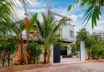 4 Bedroom Villa For Rent - Svay Dangkum, Siem Reap thumbnail