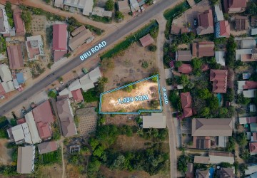 1,039 Sqm Residential Land For Sale - Svay Dangkum, Siem Reap thumbnail