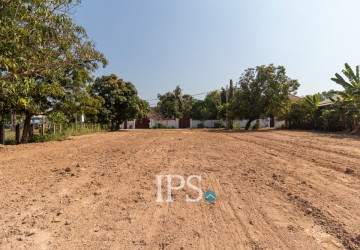 1,039 Sqm Residential Land For Sale - Svay Dangkum, Siem Reap thumbnail