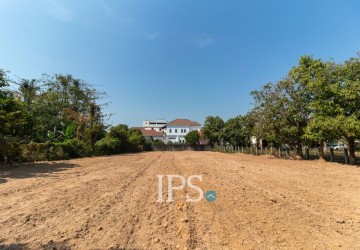 1,039 Sqm Residential Land For Sale - Svay Dangkum, Siem Reap thumbnail