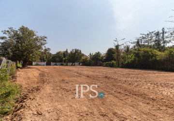 1,039 Sqm Residential Land For Sale - Svay Dangkum, Siem Reap thumbnail