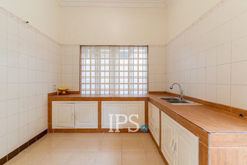 6 Bedroom Villa For Rent - Toul Kork, Phnom Penh