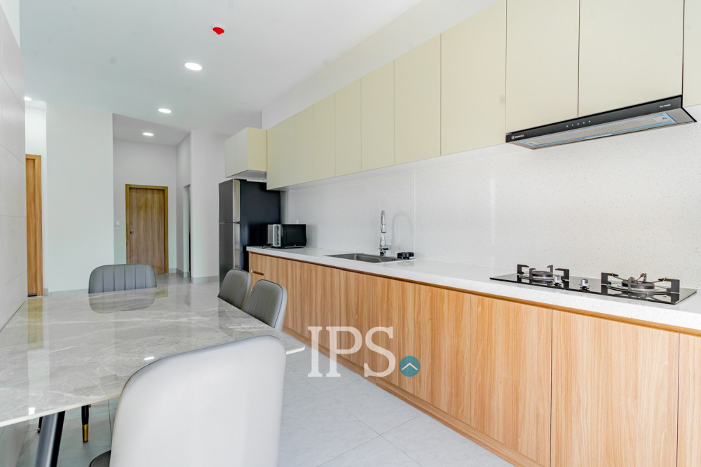 2 Bedroom Serviced Apartment For Rent - Tonle Bassac, Phnom Penh - Image 10