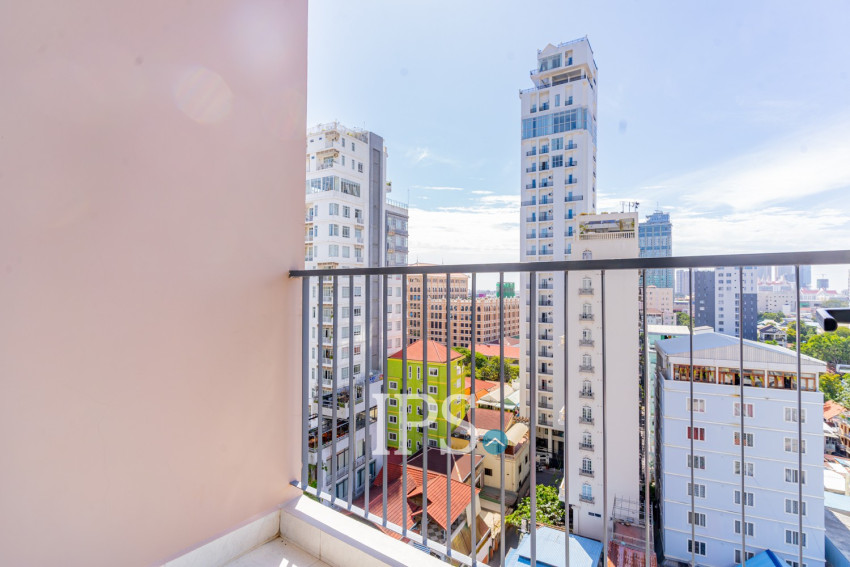 2 Bedroom Serviced Apartment For Rent - Tonle Bassac, Phnom Penh