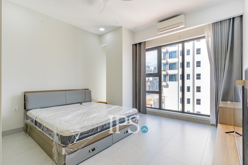 2 Bedroom Serviced Apartment For Rent - Tonle Bassac, Phnom Penh