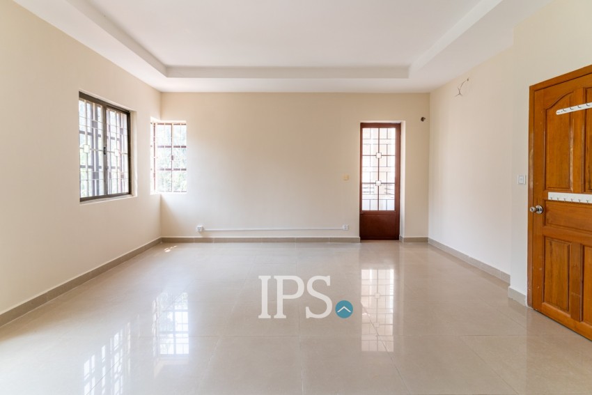 4 Bedroom Villa For Rent - Kouk Khleang, Phnom Penh