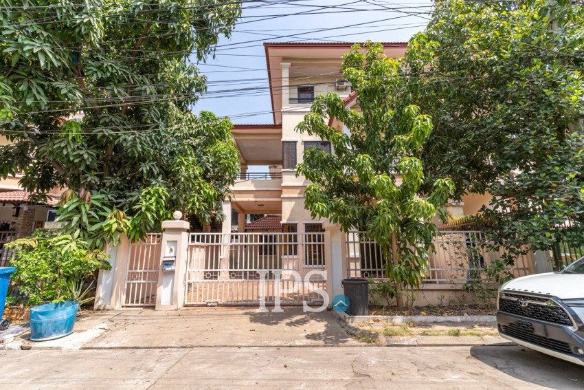 4 Bedroom Villa For Rent - Kouk Khleang, Phnom Penh