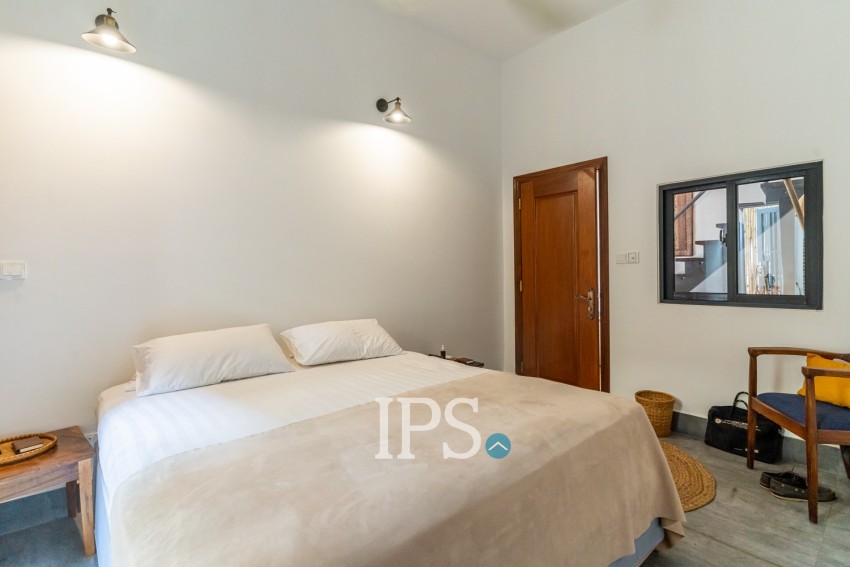 Ronovated 2 Bedroom Apartment For Sale - Oresey 1, Phnom Penh