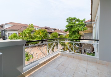 3 Bedroom Twin Villa  For Rent - Angkor Palace, Svay Dangkum, Siem Reap thumbnail