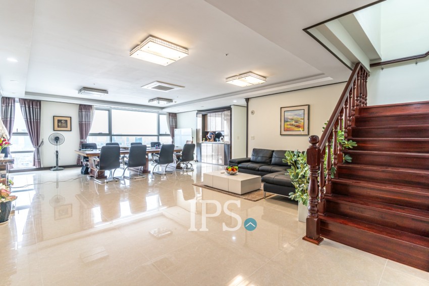 4 Bedroom Penthouse  For Rent - DeCastle Royal, BKK1, Phnom Penh