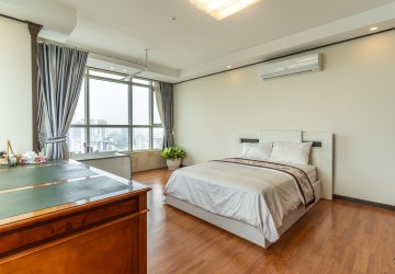 4 Bedroom Penthouse  For Rent - DeCastle Royal, BKK1, Phnom Penh thumbnail