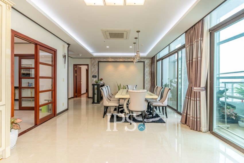 4 Bedroom Penthouse  For Rent - DeCastle Royal, BKK1, Phnom Penh