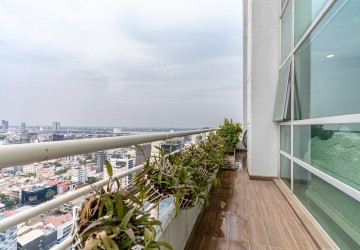 4 Bedroom Penthouse  For Rent - DeCastle Royal, BKK1, Phnom Penh thumbnail