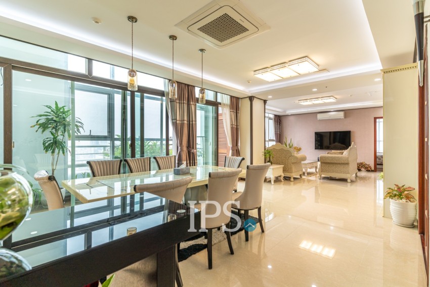 4 Bedroom Penthouse  For Rent - DeCastle Royal, BKK1, Phnom Penh