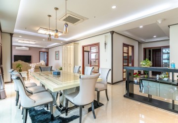 4 Bedroom Penthouse  For Rent - DeCastle Royal, BKK1, Phnom Penh thumbnail