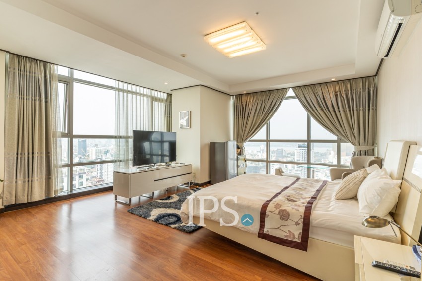 4 Bedroom Penthouse  For Rent - DeCastle Royal, BKK1, Phnom Penh