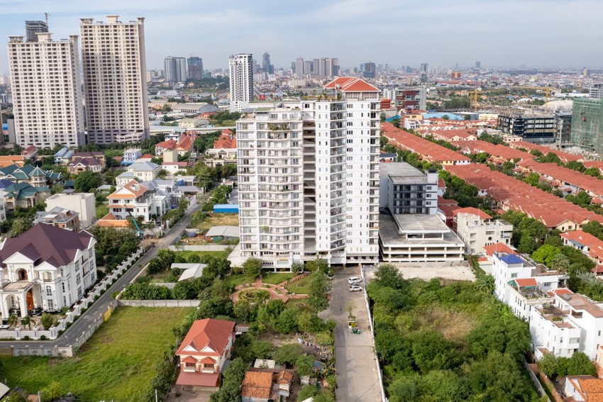 7th Floor 1 Bedroom Condo For Sale - Mekong View Tower 2,  Chroy Changvar, Phnom Penh