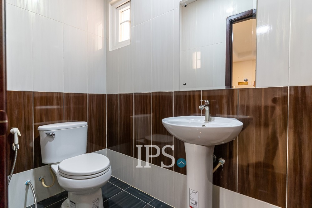 16th Floor 2 Bedroom Condo For Sale - Mekong View Tower 2,  Chroy Changvar, Phnom Penh - Image 11