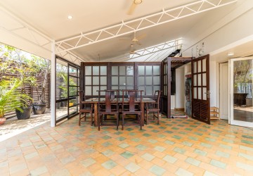 Renovated 3 Bedroom Duplex Apartment For Rent - Chey Chumneah, Phnom Penh thumbnail