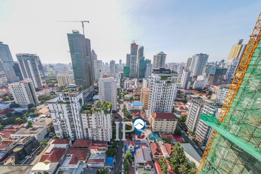 595 Sqm Land For Sale - BKK1, Phom Penh