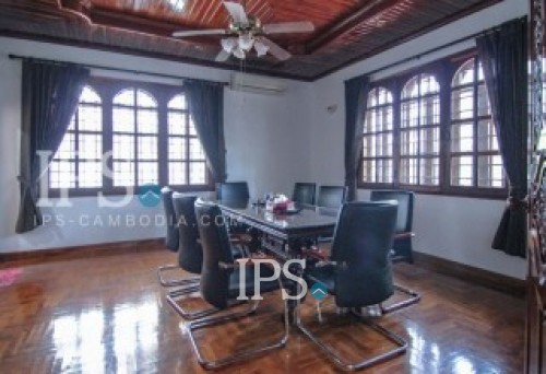 595 Sqm Land For Sale - BKK1, Phom Penh