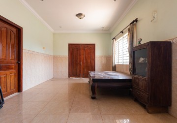 4 Bedroom House For Rent - Sala Kamreuk, Siem Reap thumbnail