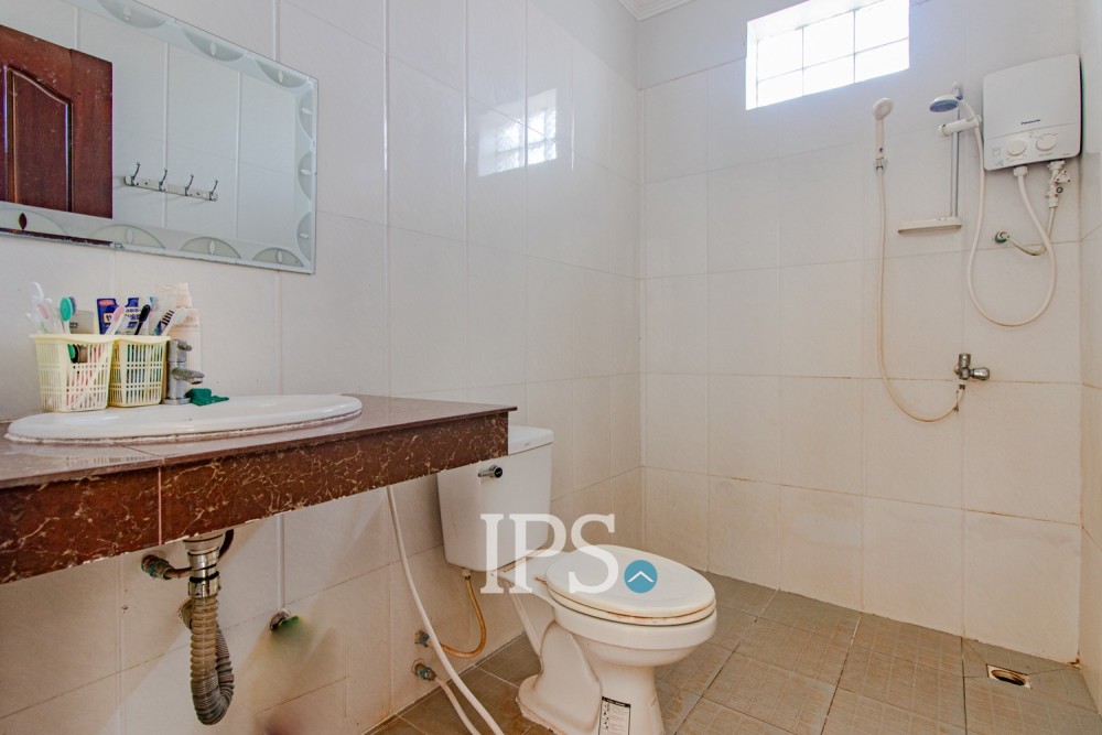 4 Bedroom House For Rent - Sala Kamreuk, Siem Reap - Image 18