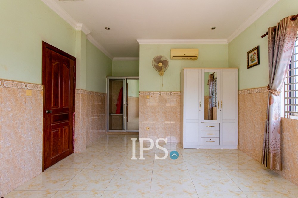 4 Bedroom House For Rent - Sala Kamreuk, Siem Reap - Image 7