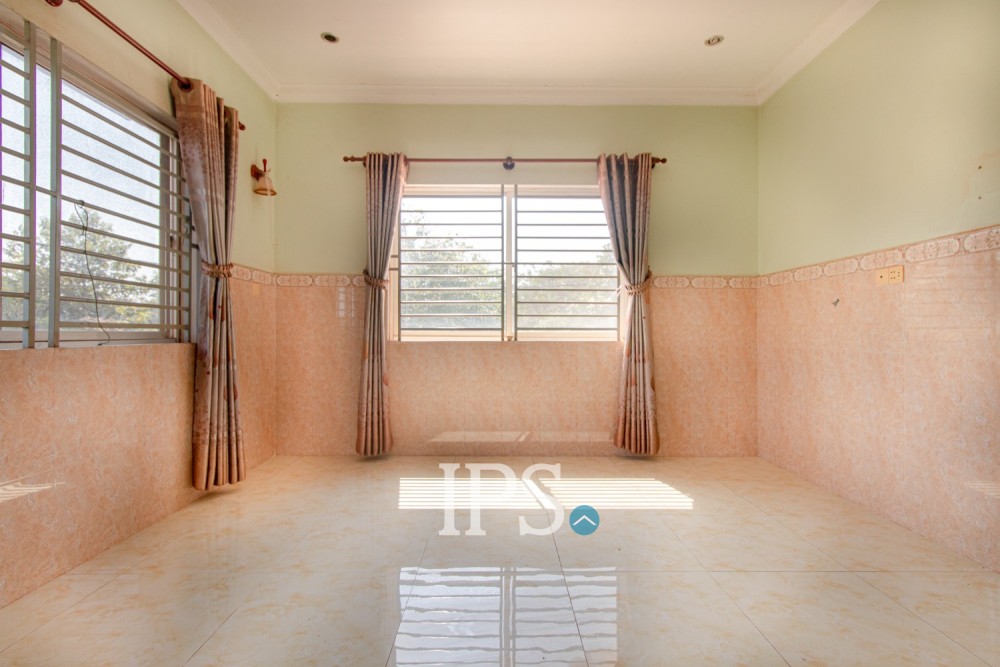 4 Bedroom House For Rent - Sala Kamreuk, Siem Reap - Image 13