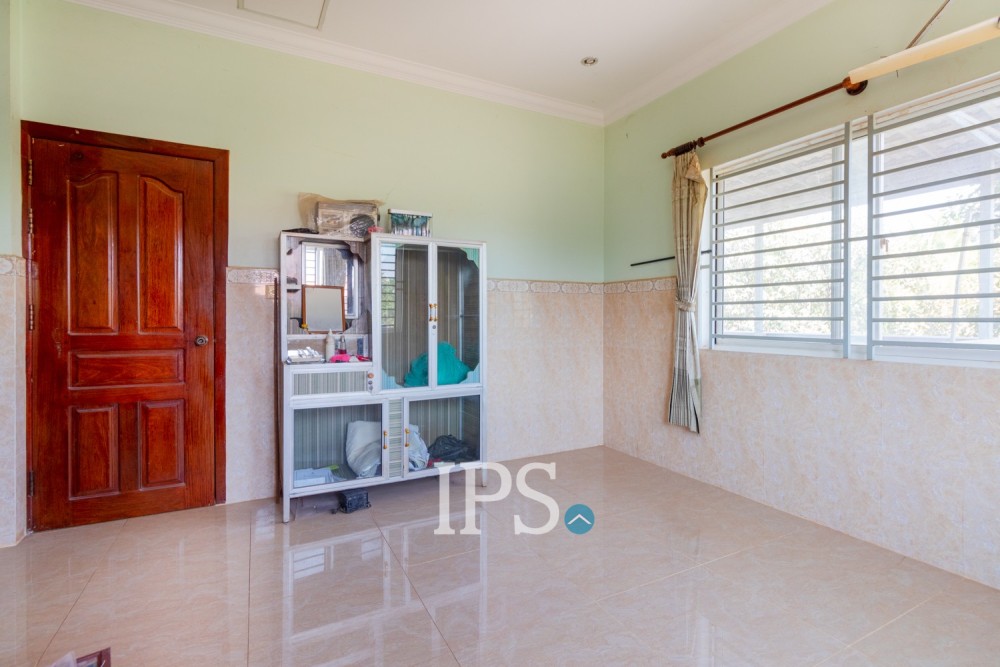 4 Bedroom House For Rent - Sala Kamreuk, Siem Reap - Image 11